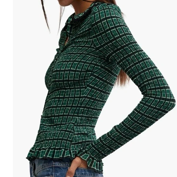 Free People Caught A Feeling Smocked
Button-Up Top Green - Picture 3 of 12